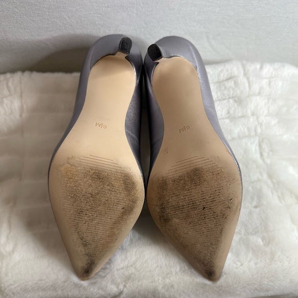 GUESS Silver Pumps 🤍 - Picture 4 of 7